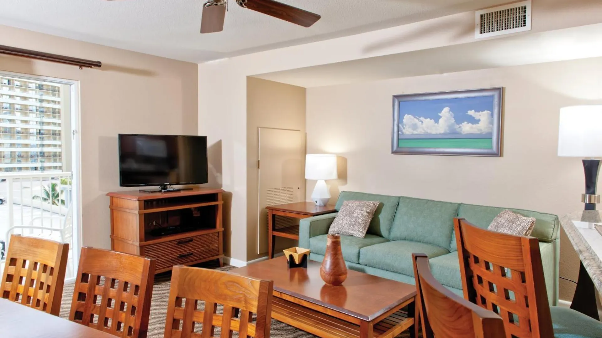 Wyndham Waikiki Beach Walk 1Br Apartment With Resort Access Honolulu Ferienhaus