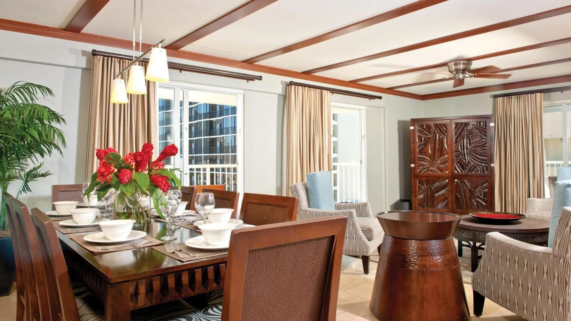 Wyndham Waikiki Beach Walk 1Br Apartment With Resort Access Honolulu 0*,  USA